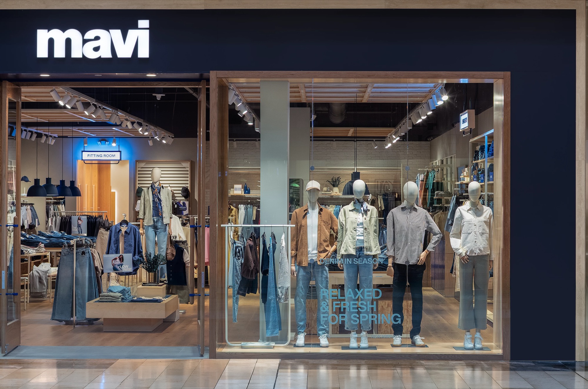 Mavi flagship store — in-store shopping experience